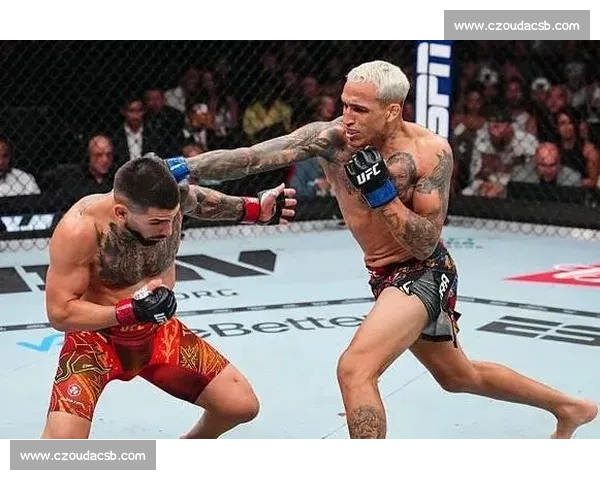 托普里亚 2 分 32 秒弑神!UFC 轻量级王座易主,奥利维拉王朝彻底终结 托普里亚 2 分 32 秒弑神!UFC 轻量级王座易主,奥利维拉王朝彻底终结